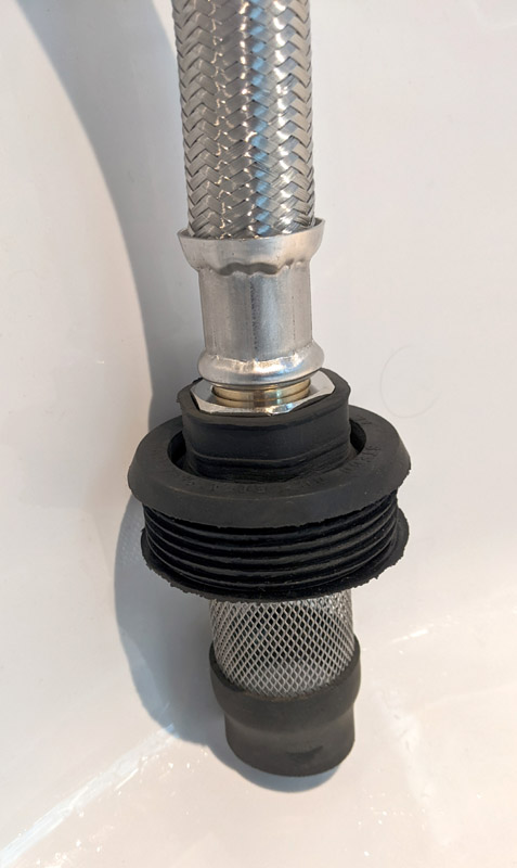 Badewasser Ansaugung Gummipuffer 02