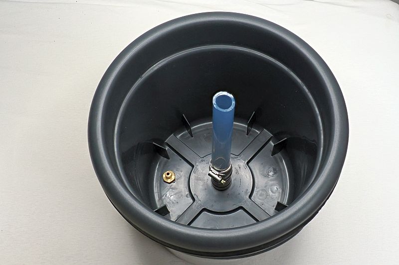 Badewasser WirblerHaube 05